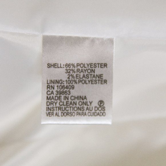 TAHARI ARTHUR S. LEVINE PETITE WHITE JACKET - Picture 11 of 12